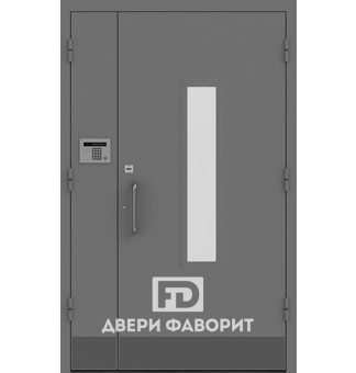 дверь с домофоном и стеклом в подъезд, оборудована отбойником